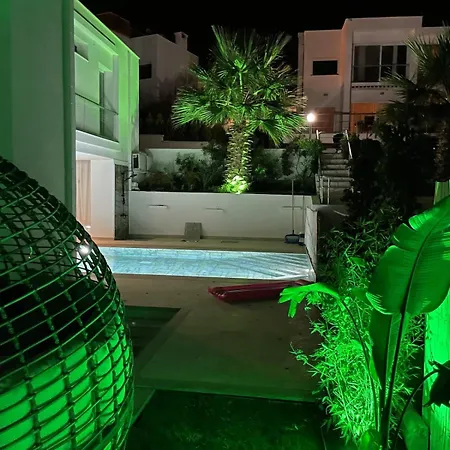 别墅 Mit Panorama-meerblick 20m Privatpool *