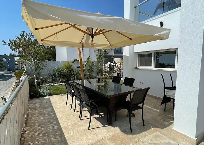 Mit Panorama-meerblick 20m Privatpool *