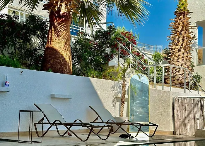 ヴィラ Mit Panorama-meerblick 20m Privatpool クシャダス