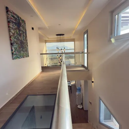 Villa Mit Panorama-meerblick 20m Privatpool Kusadası