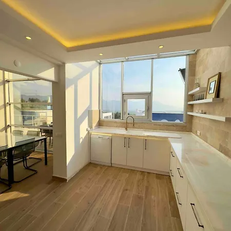 Mit Panorama-meerblick 20m Privatpool Kusadası