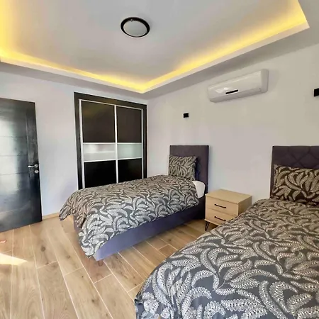 Mit Panorama-meerblick 20m Privatpool Villa