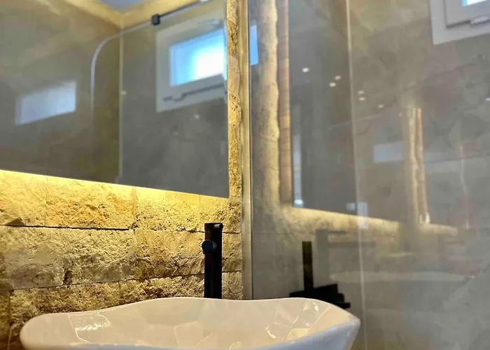 Vila Mit Panorama-meerblick 20m Privatpool Kusadası