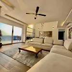 Mit Panorama-meerblick 20m Privatpool